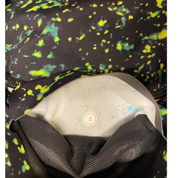 Lululemon Base Pace High Rise Tight 25" | Sparks Fly (Black/Green) Size 2 - Picture 8 of 14